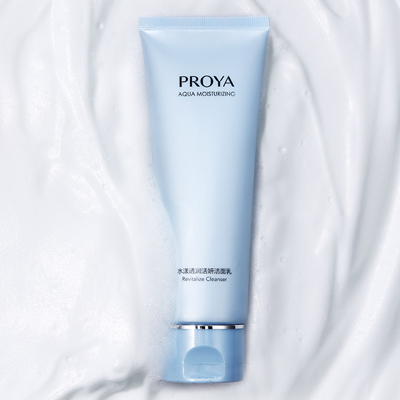 水漾透潤活妍潔面乳